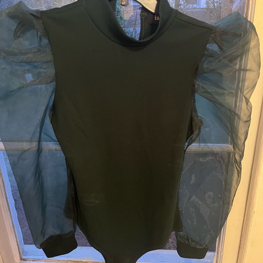 NWT Fabrik Top